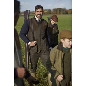 Chevalier Aston V-Neck Merino Pullover Men Navy